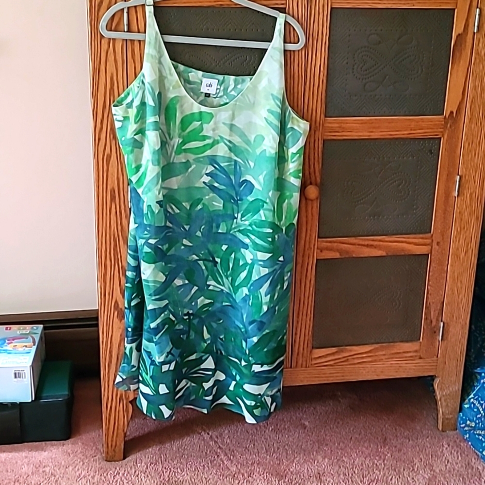 Cabi xl dress. Adjustable straps. Never worn